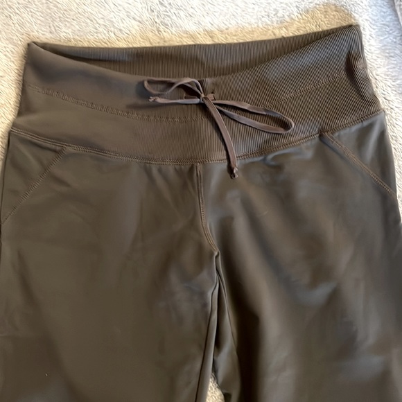 2 pairs APT. 9 lounge pants - Picture 4 of 10